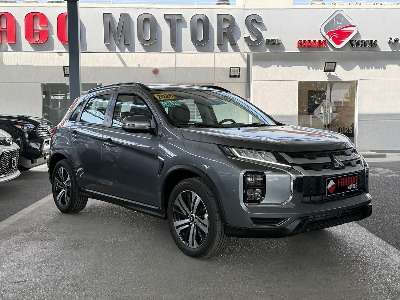 Mitsubishi ASX 2.0 LUXURY 4WD PANORAMA **EXPORT ONLY**التصدير فقط خارج الخليج***