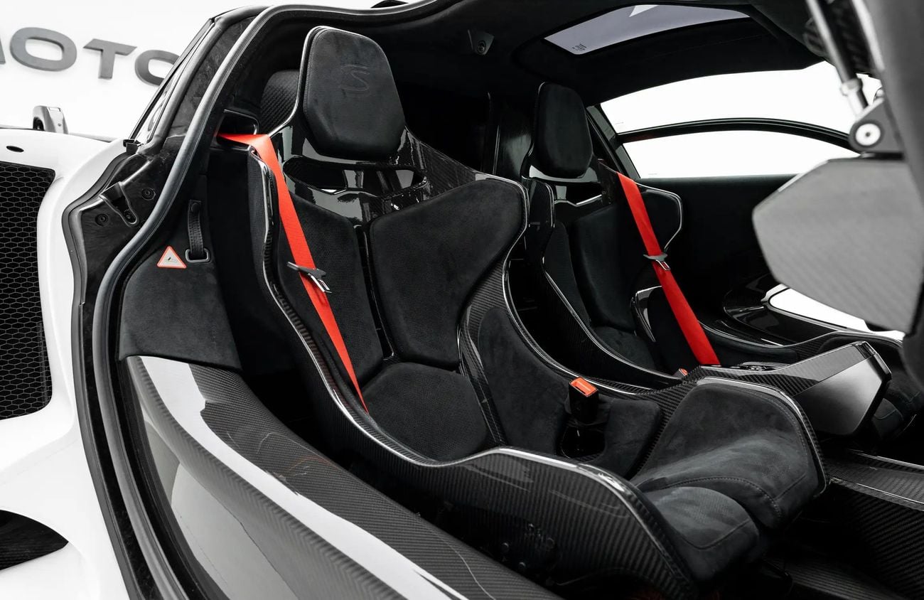 مكلارين سينا 4.0L V8 Twin-Turbocharged Engine