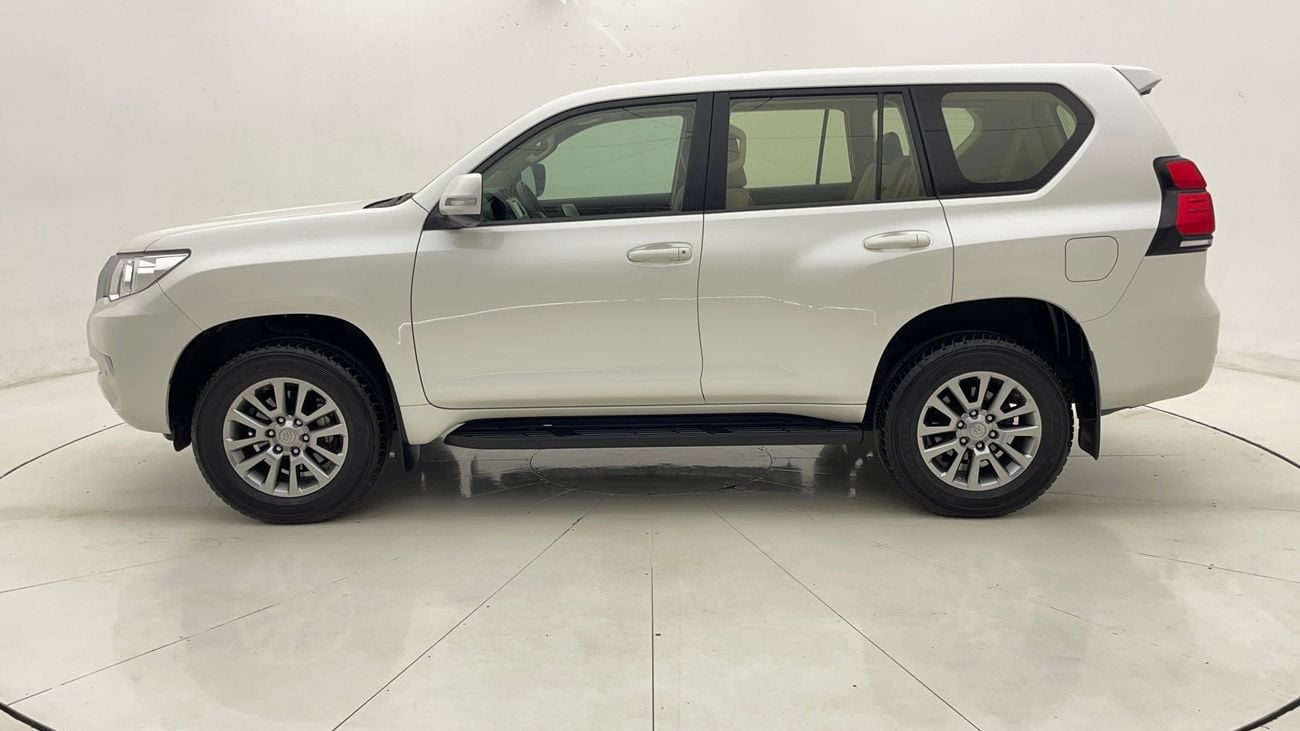 تويوتا برادو GXR 2.7 | بدون دفعة مقدمة | اختبار القيادة في المنزل