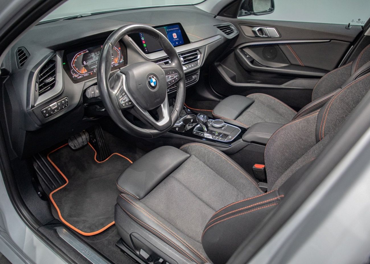 بي أم دبليو 120i Sport 2.0L