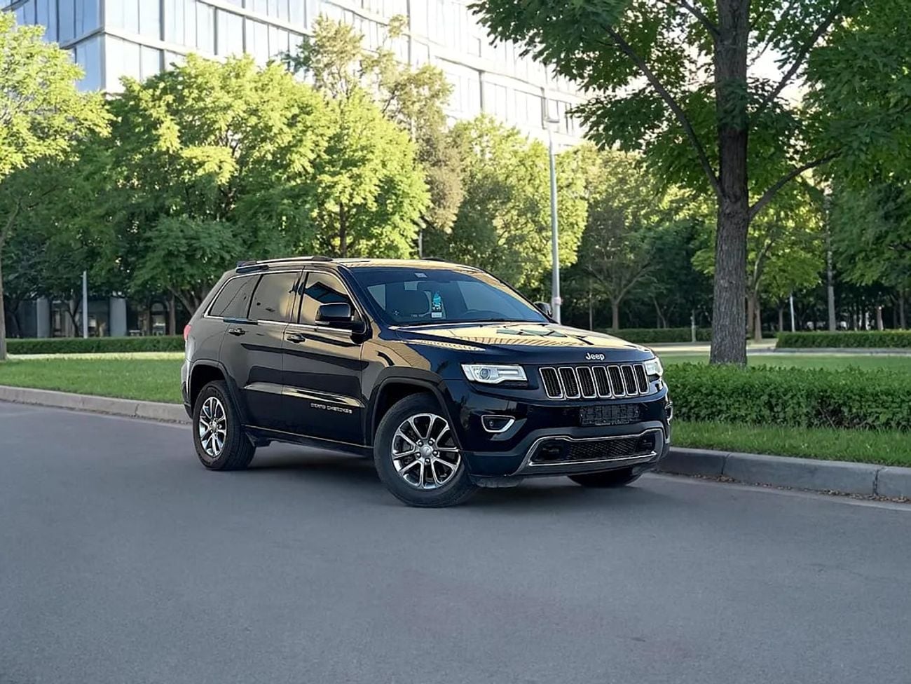 Jeep Grand Cherokee GCC Specs Laredo - Well Maintained