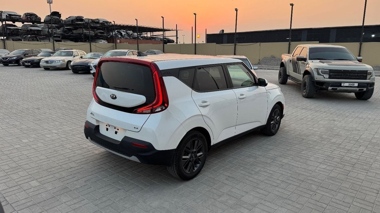 Kia Soul EX 2.0L