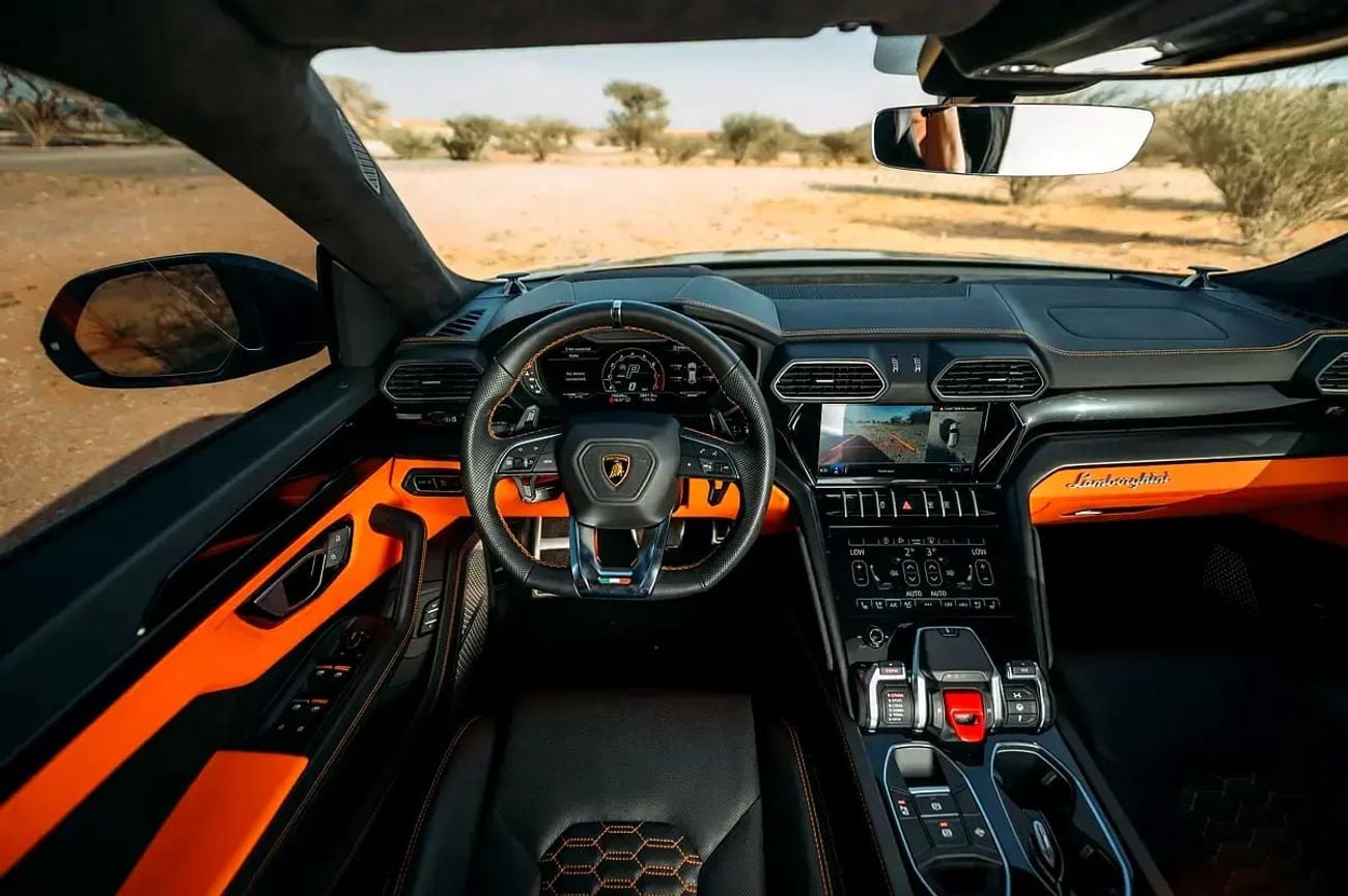 لامبورغيني اوروس 4.0T V8 Performante