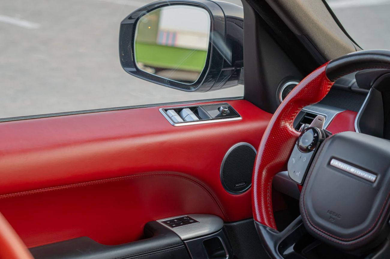 Land Rover Range Rover Sport SVR 5.0L (575 HP) 4WD