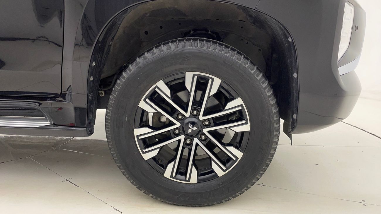 Mitsubishi Montero Sport GLS PREMIUM 3 | Zero Down Payment | Home Test Drive