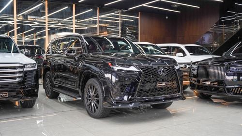 Lexus LX 700h