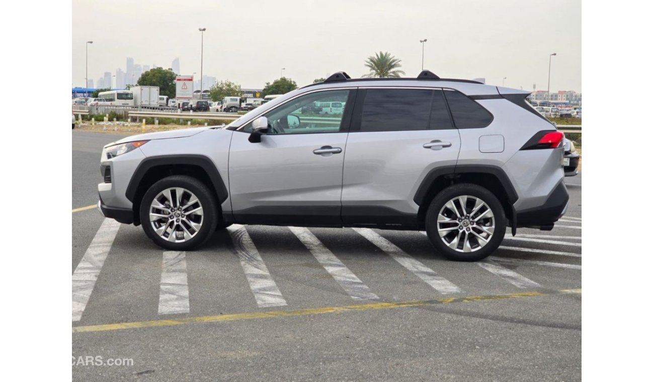 تويوتا راف ٤ *Offer*2021 Toyota Rav4 XLE Premium Full Option 2.5L V4- UAE PASS