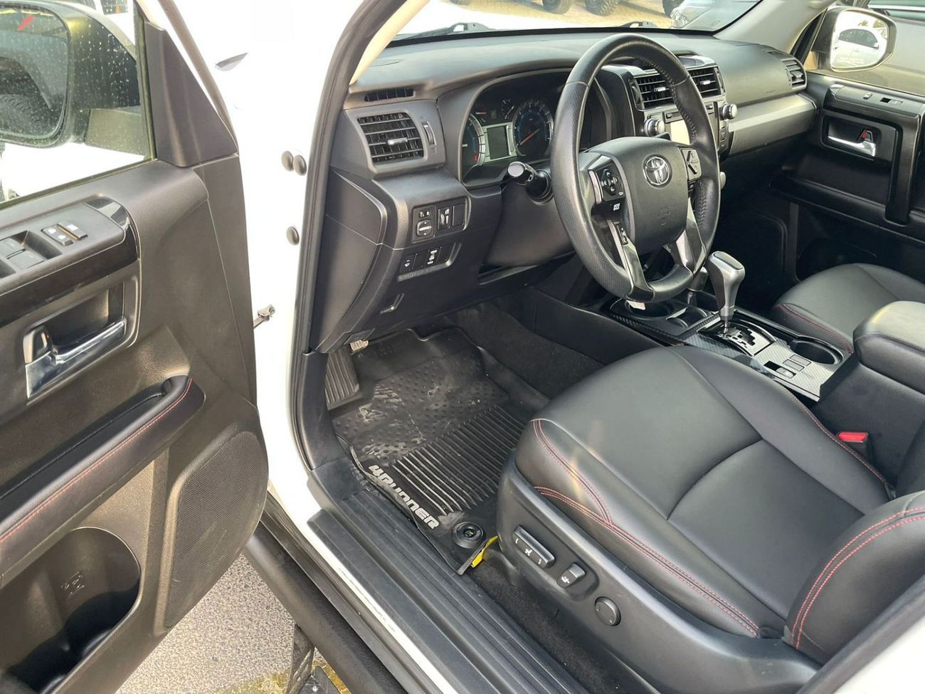 Toyota 4Runner 2019 Toyota 4Runner TRD Off Road Adventure Edition - 4.0L V6 - Multi Drive Mode - 4x4 AWD -