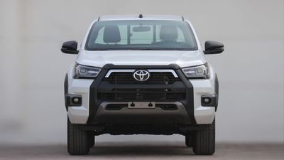 تويوتا هيلوكس HILUX ADENTURE 4.0L -2025