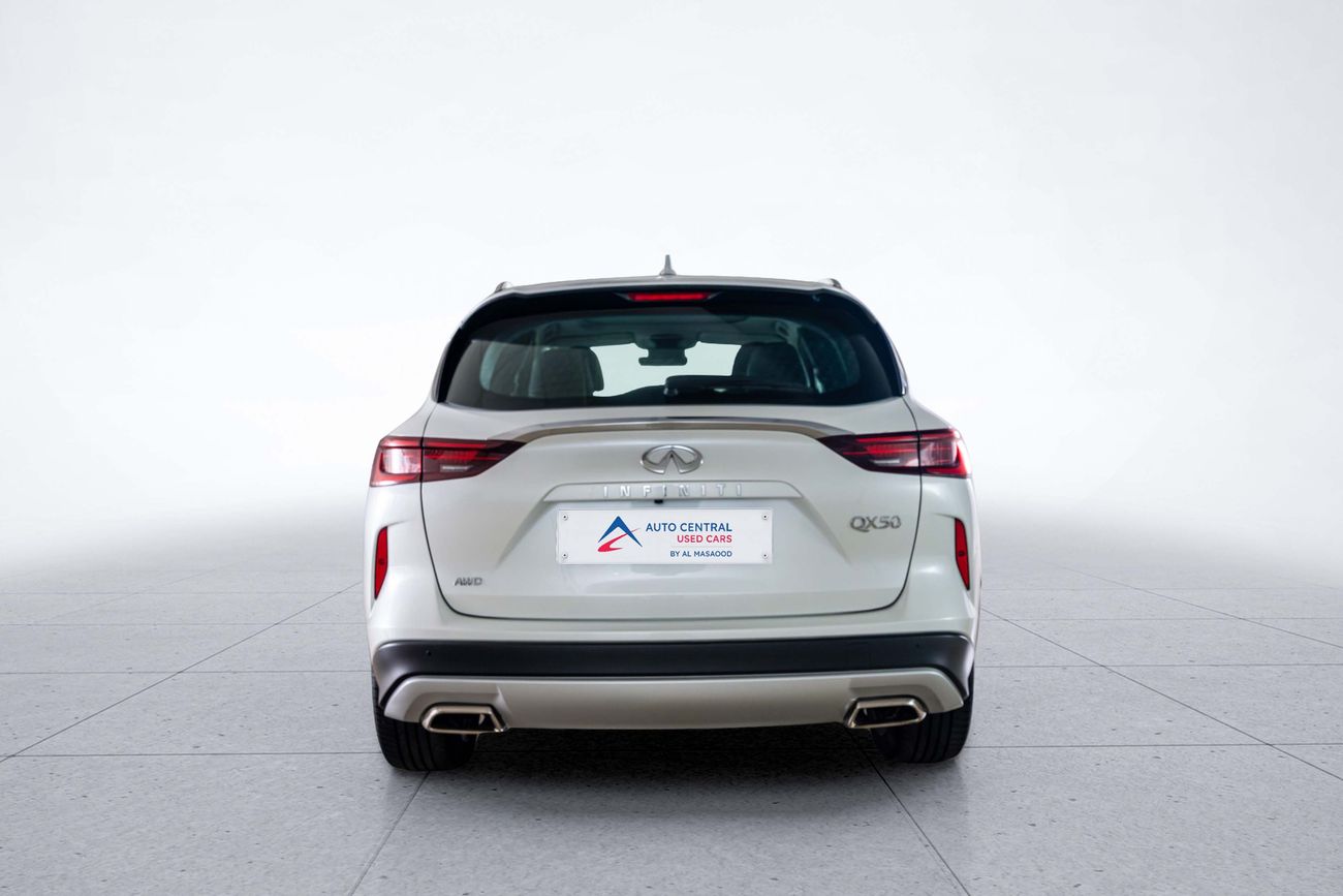 Infiniti QX50 LUXE 2.0