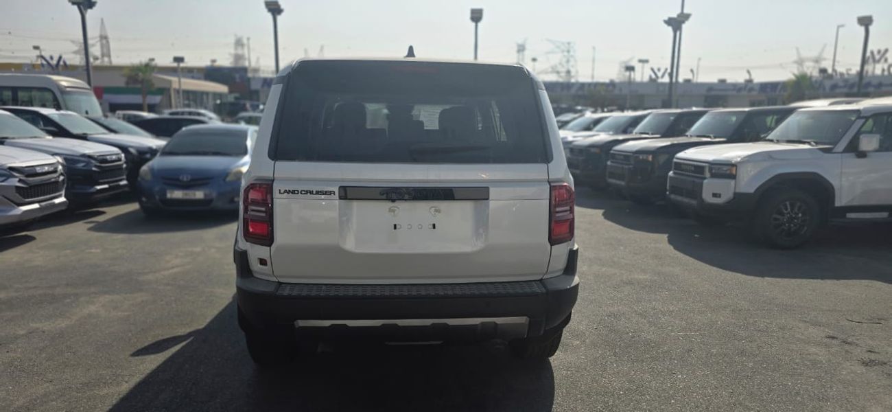 Toyota Prado TOYOTA PRADO 2.7 PETROL A/T FULL OPTION