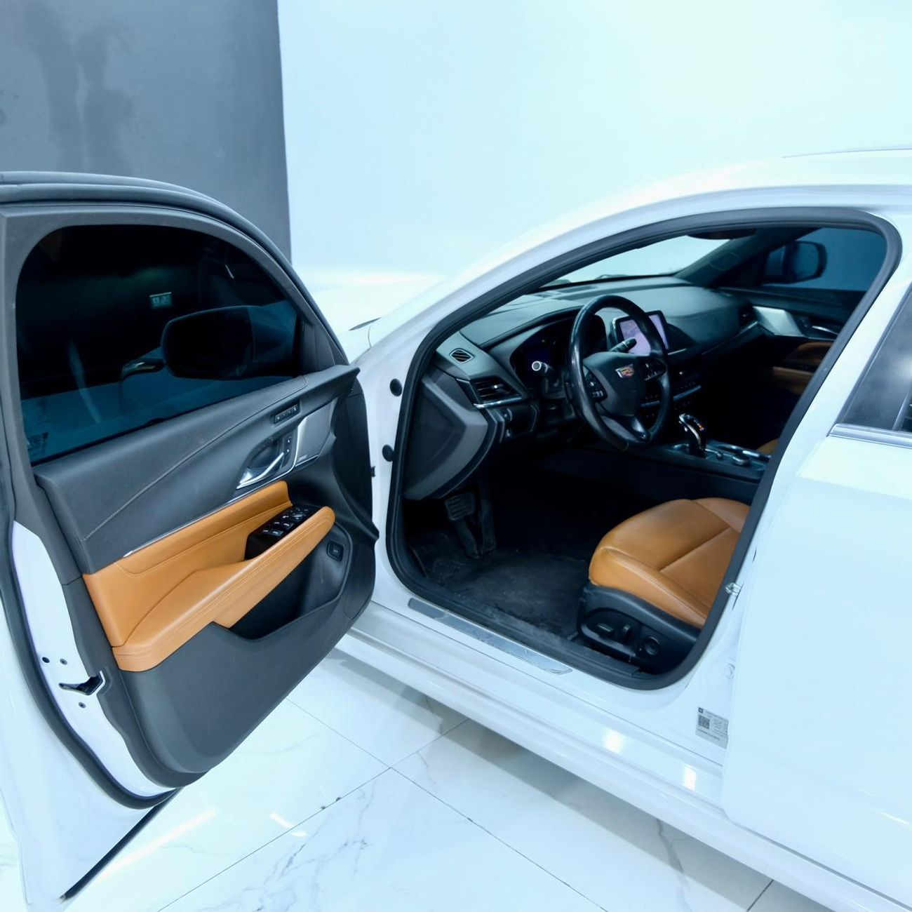 Cadillac CT4 2.0T Luxury Cadillac CT4 2020 Premium Luxury | GCC Specs | White | Excellent Condition | Full Agency