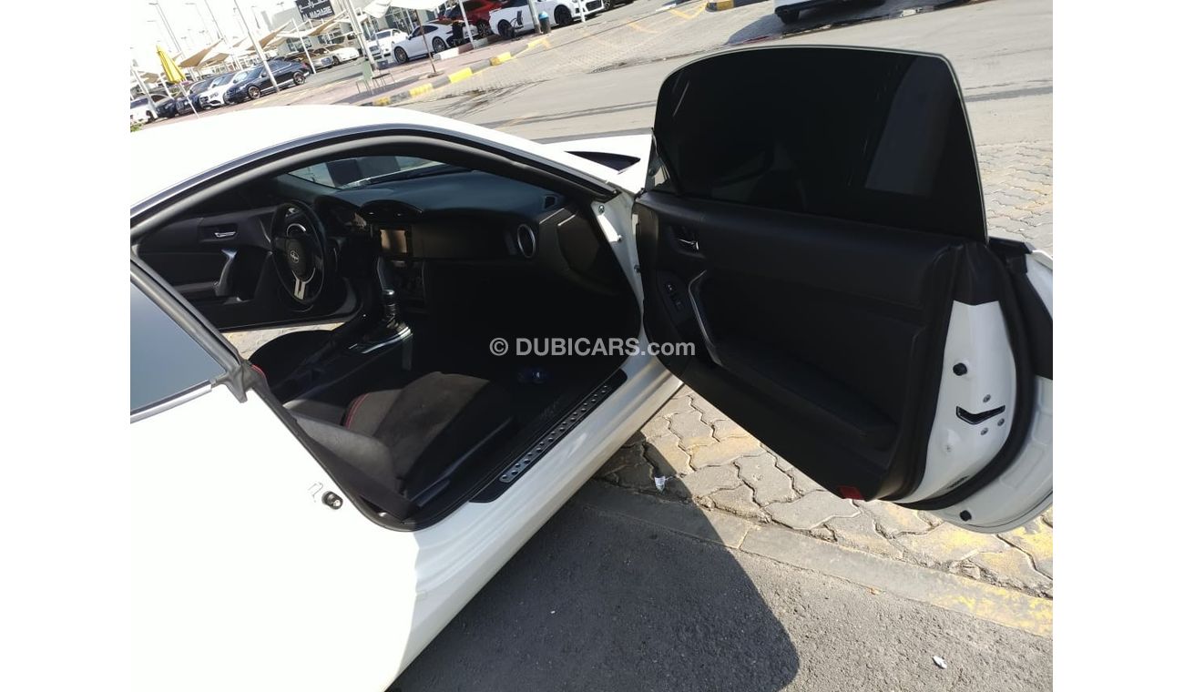 سايون FRS Toyota Scion fr-s