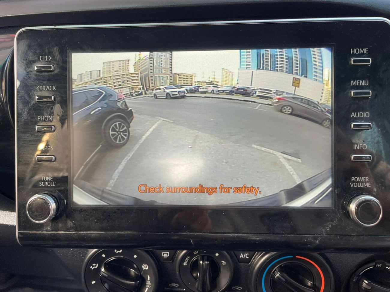 Toyota Hilux NEW HILUX 2.8 DIESEL  RIGHT HAND AUTOMATIC GEAR