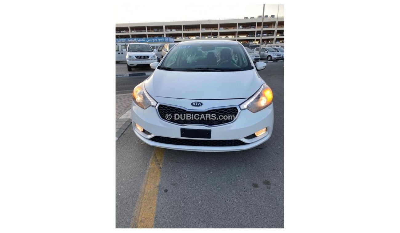 كيا فورتي ECO 1.8L V4 2015 AMERICAN SPECIFICATION