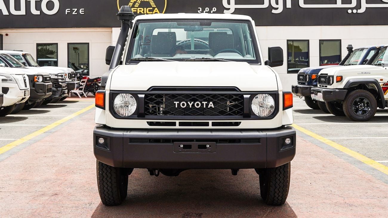 تويوتا لاند كروزر بيك آب LC79 DC 2.8L DIESEL MT 2026