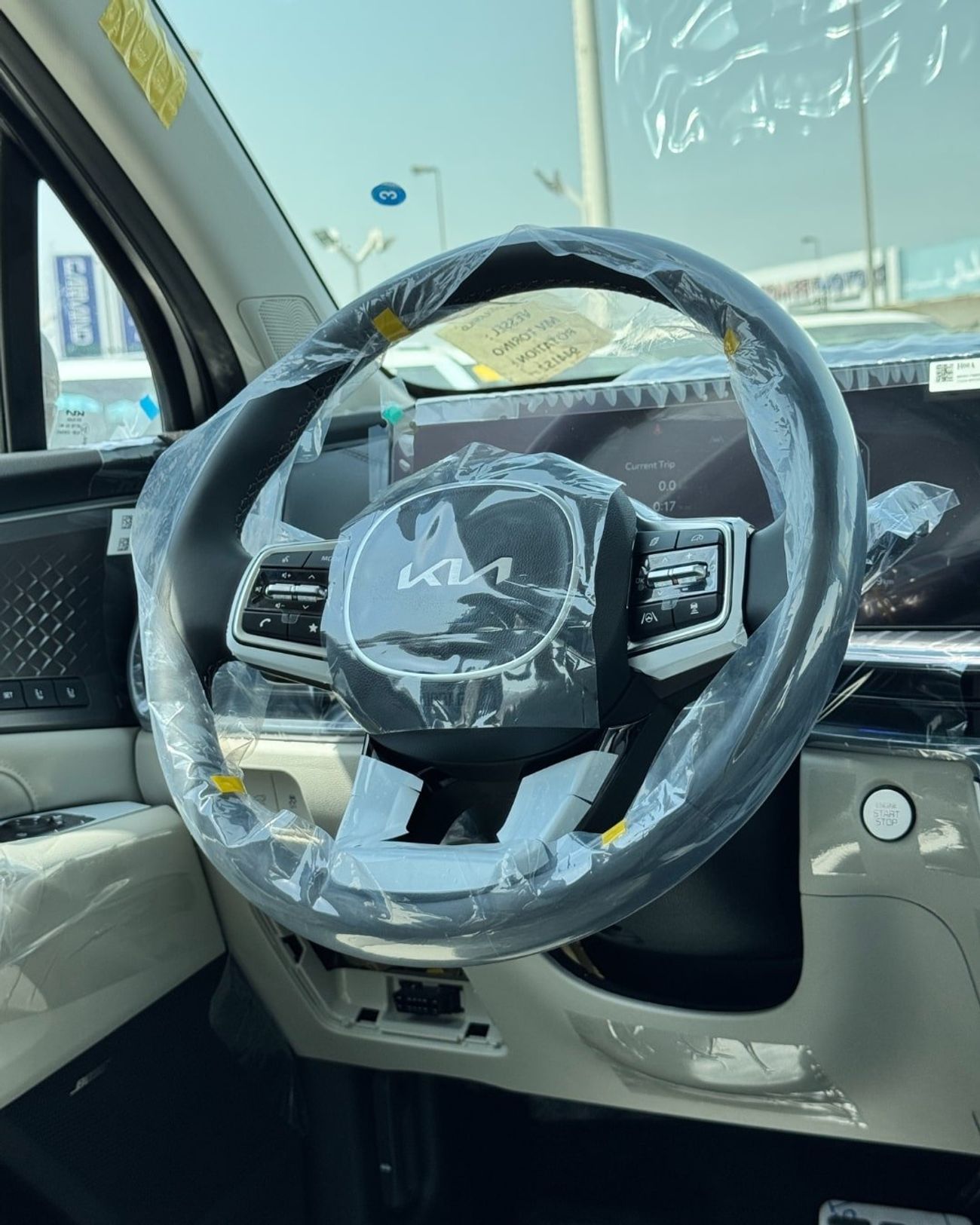 كيا سورينتو KIA SORENTO 1.6L (HYBRID) - BROWN 2025 MODEL -MID OPTION