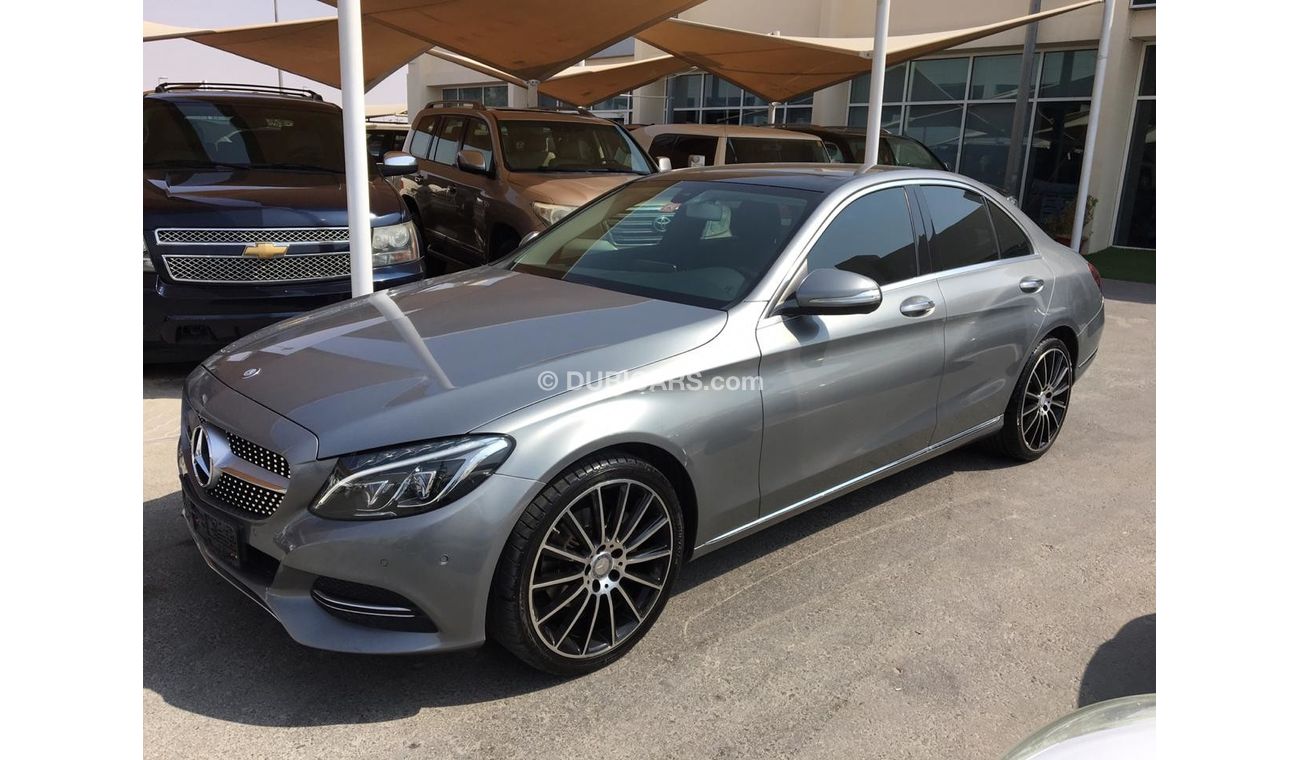 Mercedes Benz C200
