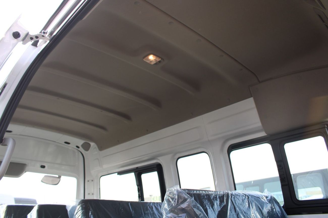 Nissan Urvan LHD - NISSAN URVAN 2.5L DIESEL 15-SEATER HIGH ROOF NARROW BODY DX MANUAL