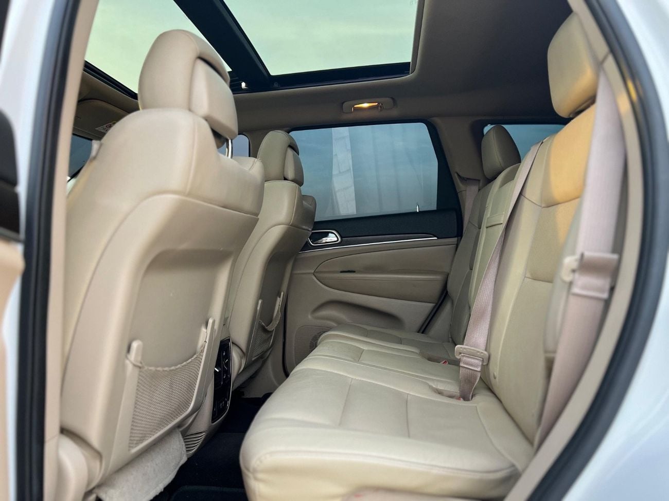 جيب جراند شيروكي Limited 3.6L