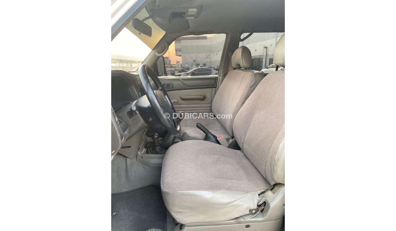 نيسان باترول سفاري