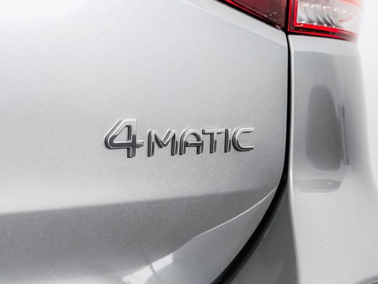 Mercedes-Benz EQB 350 2023 Mercedes Benz EQB 350 / Mercedes Benz Warranty & Service Package / Battery Warranty