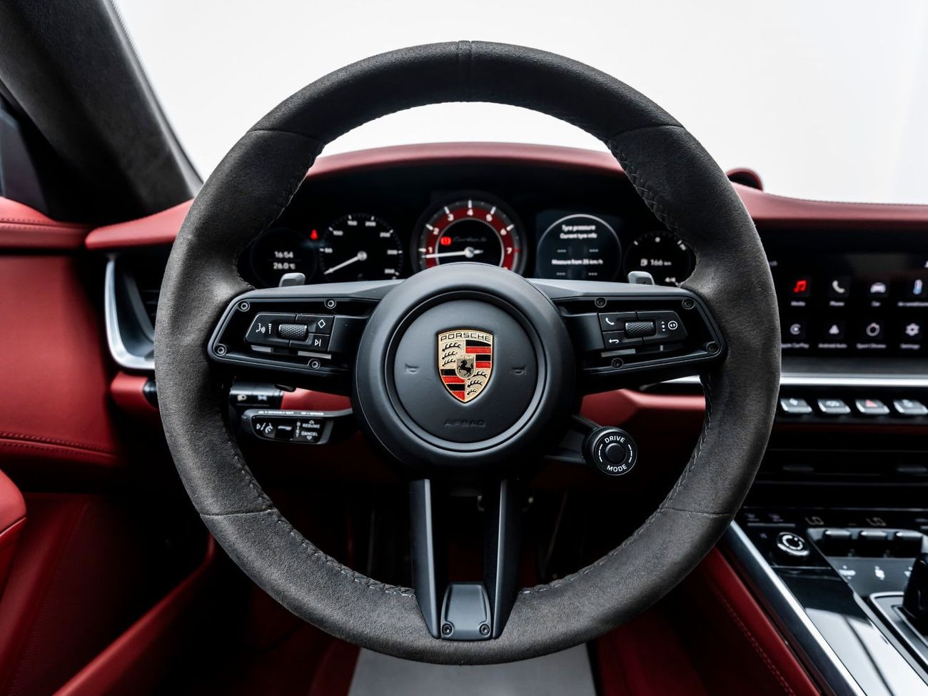 Porsche 911 Turbo S 3.8L (640 HP) Coupe