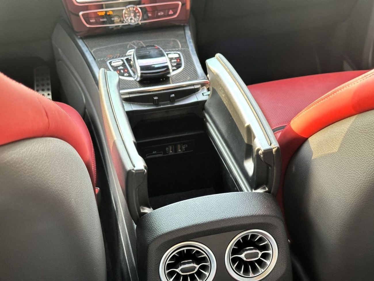 Mercedes-Benz G 63 AMG 4.0L V8 AMG Night Package GARGASH Service Contract