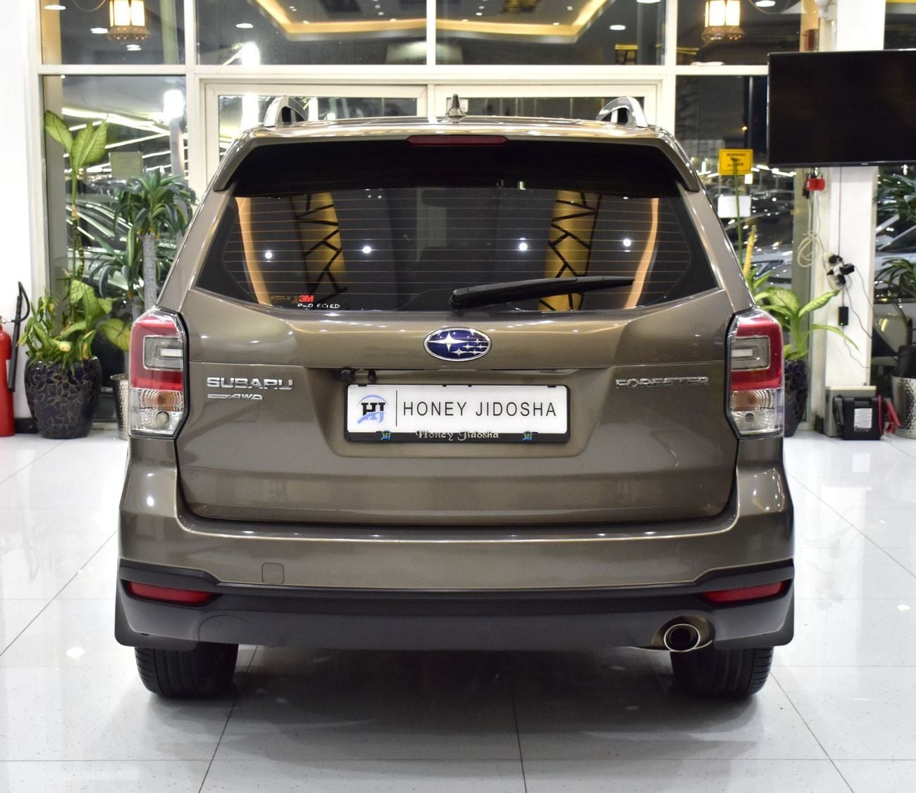 Subaru Forester PREMIUM EXCELLENT DEAL for our Subaru Forester AWD ( 2018 Model ) in Brown Color GCC Specs