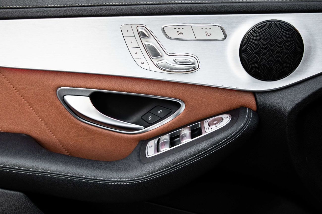 مرسيدس بنز C 200 | 1,958 P.M  | 0% Downpayment | Amazing Condition!