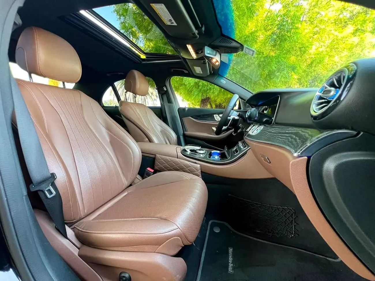 Mercedes Benz E300 E 300 - Luxury Performance