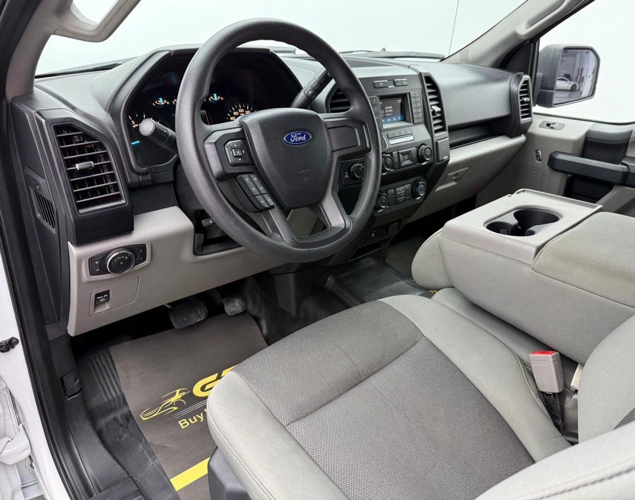 Ford F-150 XLT 2020 Ford F-150 Raptor Kit, 1 Year Unlimited Km Warranty, Full Service History, GCC