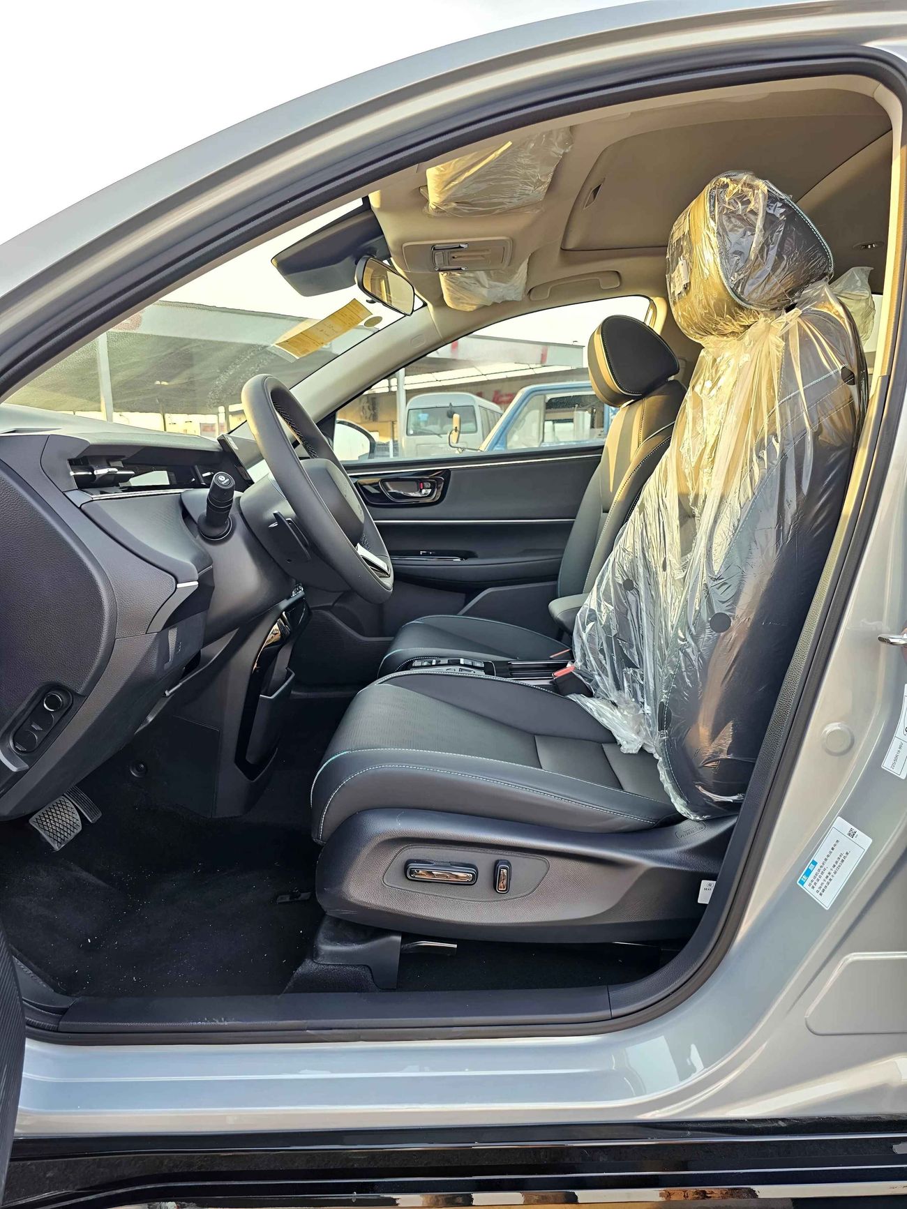 Honda e:NP2 Full Electric / 360 Cameras / Sunroof / (CODE # 68062)