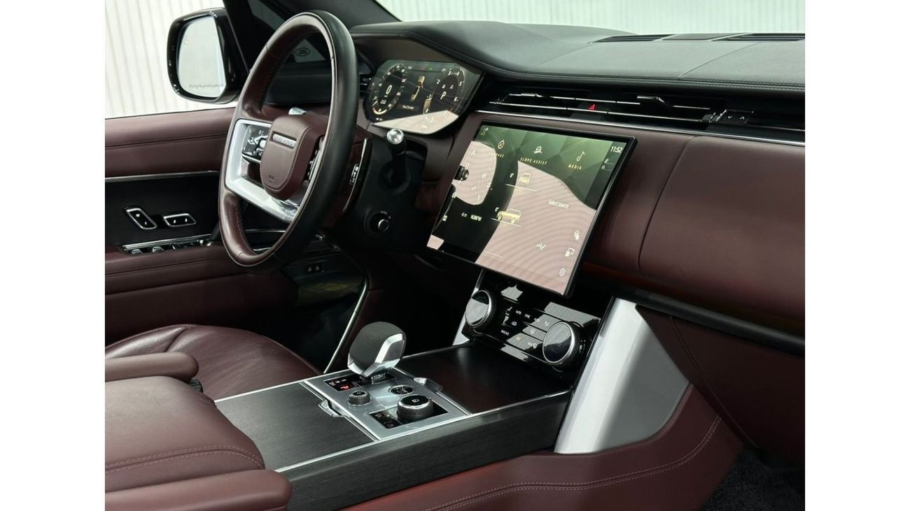 Land Rover Range Rover 2022 Range Rover Vogue P530 HSE Autobiography Kit,  2028 Range Rover Warranty + Service Pack, GCC