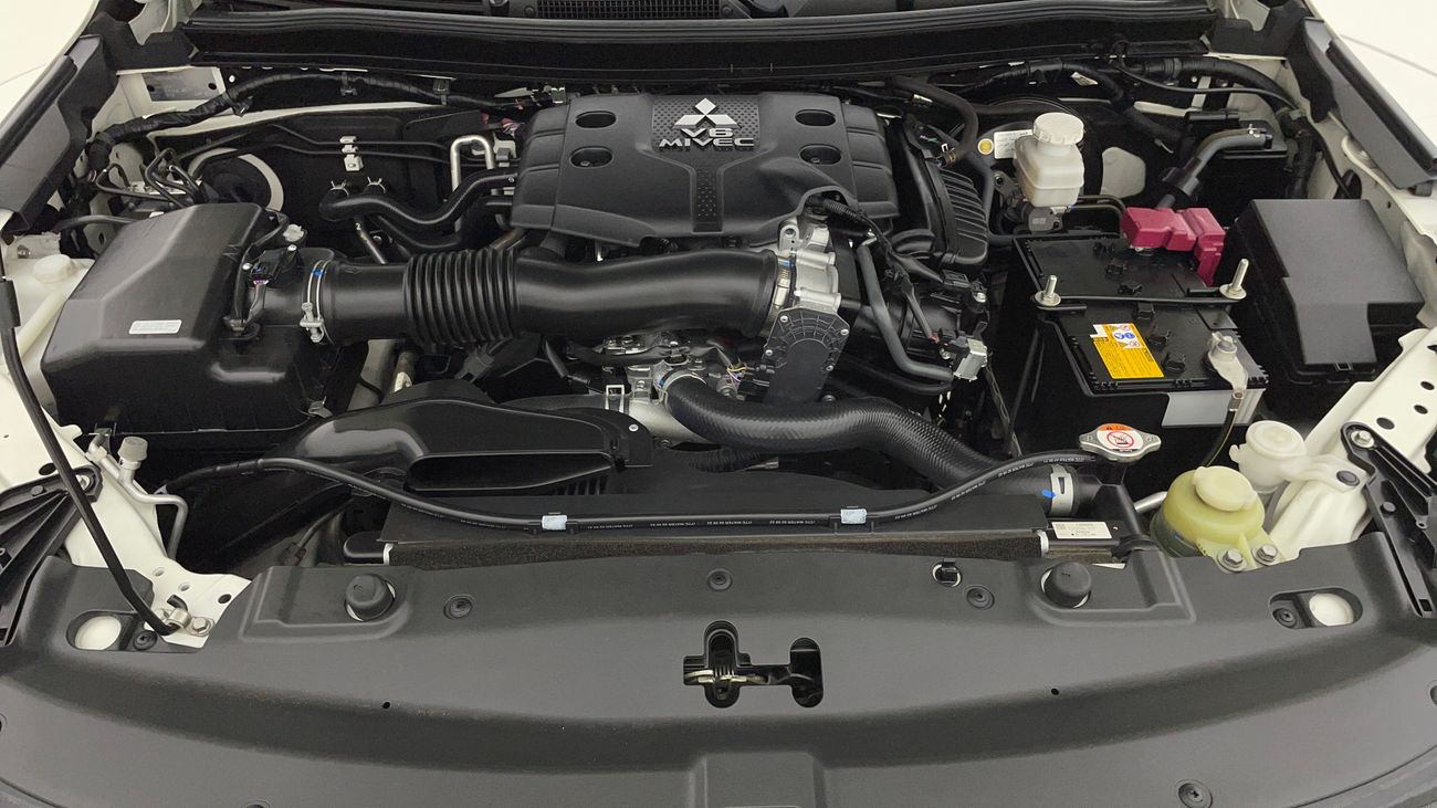 ميتسوبيشي مونتيرو سبورت GLS M/L PRIME EDITION 3 | بدون دفعة مقدمة | اختبار القيادة في المنزل