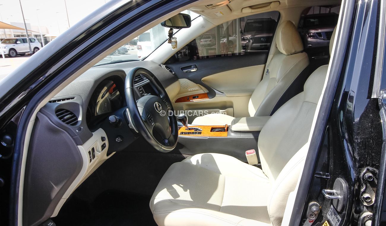 Lexus IS300