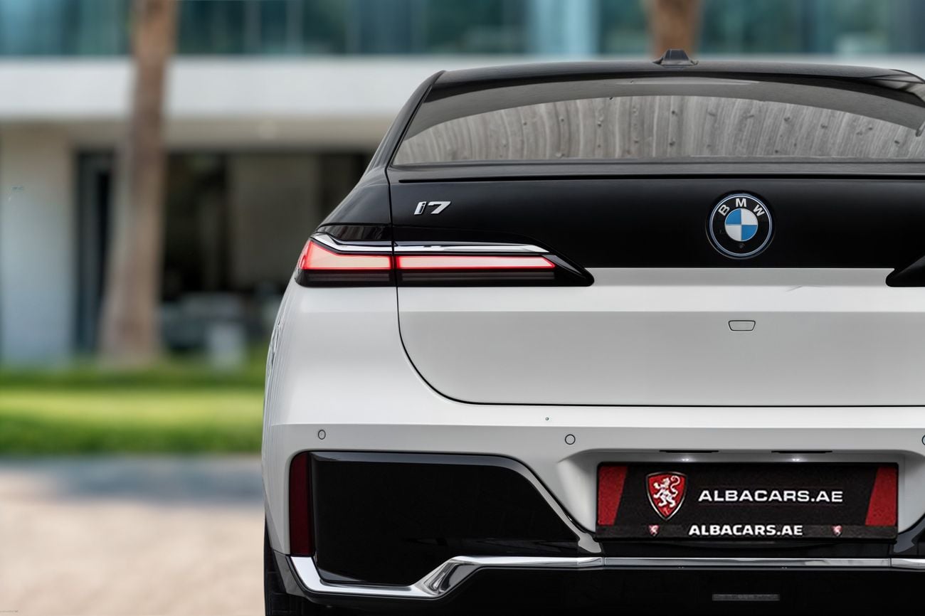 بي أم دبليو i7 i7 | 6,855 P.M | 0% Downpayment | Full BMW History
