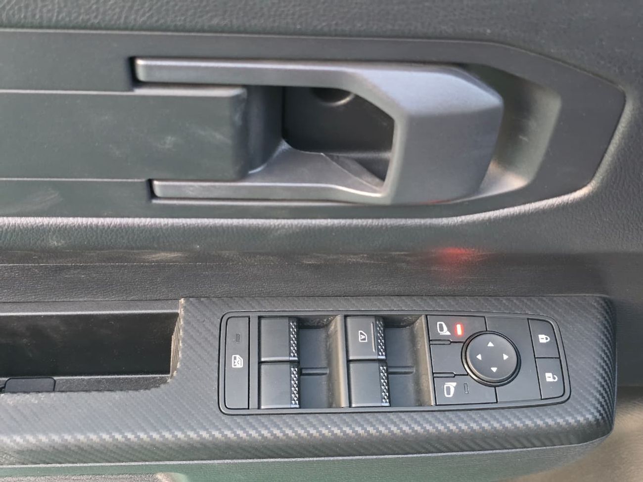 ميتسوبيشي L200 GLX 2.4L