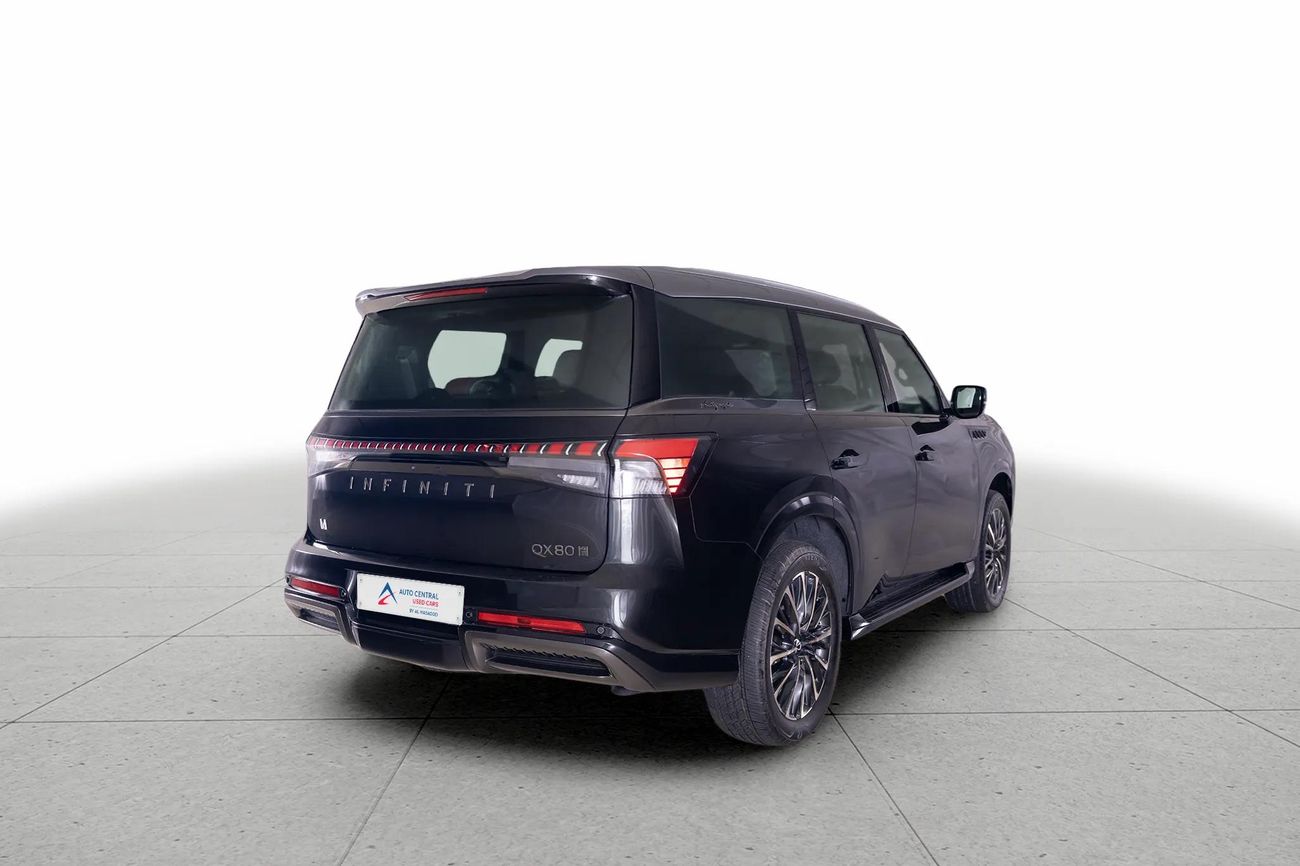 Infiniti QX80 Autograph Captain Chairs 3.5L AUTOGRAPH 3.8