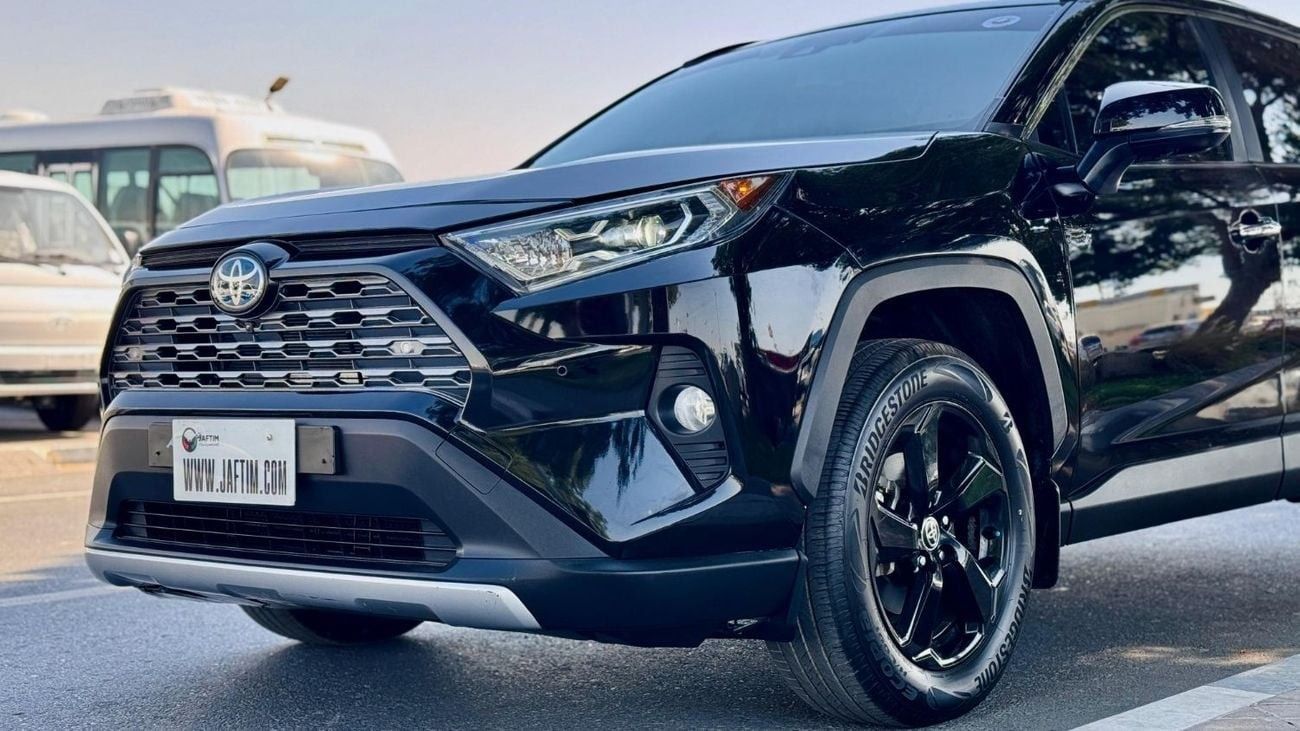 Toyota RAV4 PREMIUM CONDITION | HYBRID | 2020 | RHD