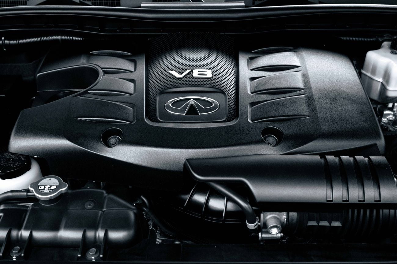 Infiniti QX80 QX80 Luxe | 3,428 P.M | 0% Downpayment | UNDER WARRANTY