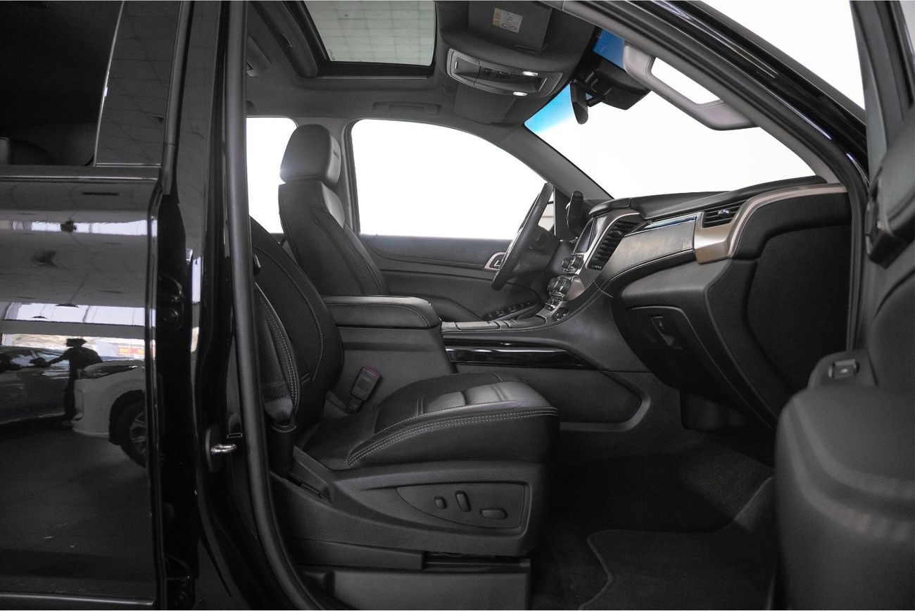 GMC Yukon Denali 6.2L (8 Seater)