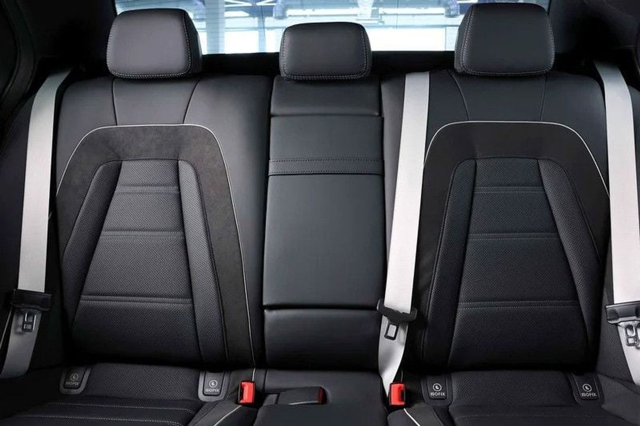 Mercedes-Benz E 63 S AMG Std 4.0L