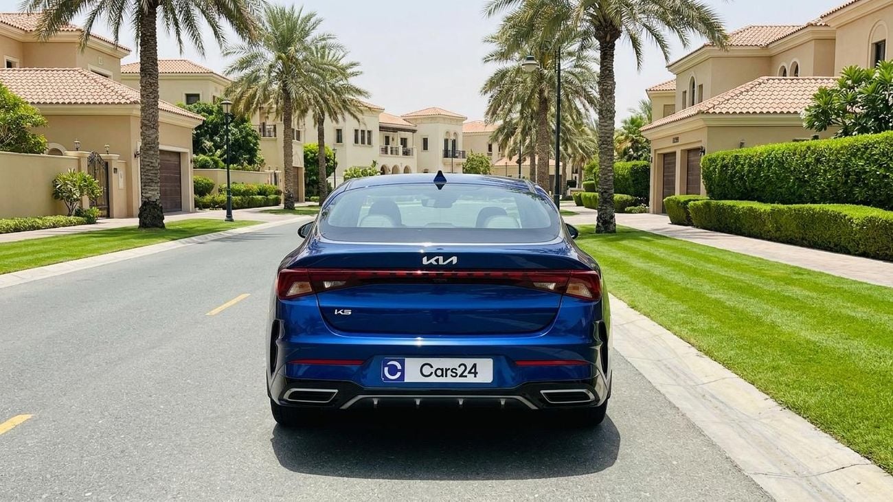كيا K5 LX كارس24 هي سوق ضخم للسيارات المستعملة موثوق ومضمون ٪كارس24 هي سوق ضخم للسيارات المستعملة موثوق ومضمون