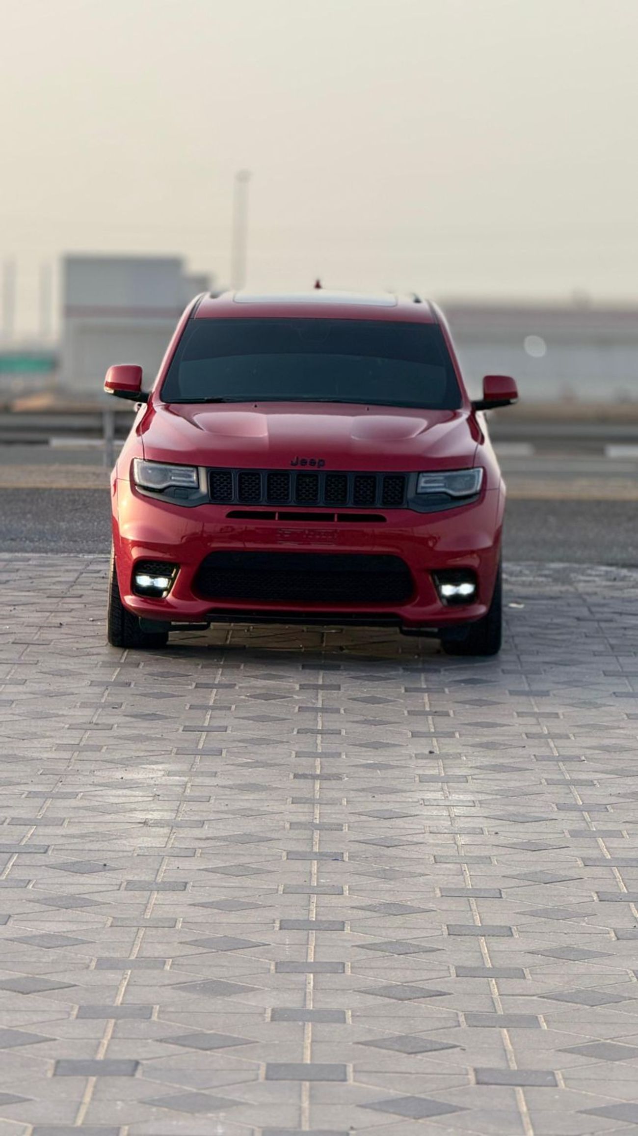 جيب جراند شيروكي SRT8 6.4L