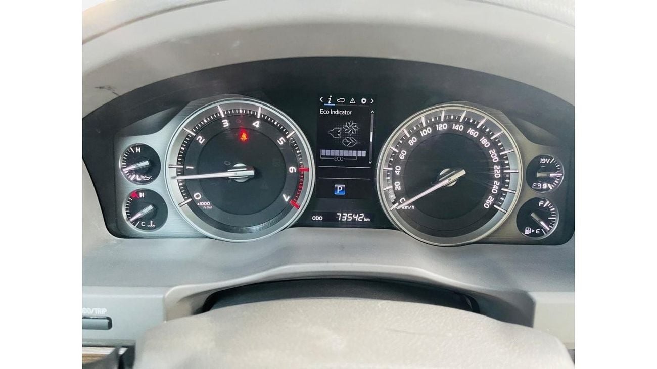 Toyota Land Cruiser TOYOTA LANDCRUISER EXR V8 5.7