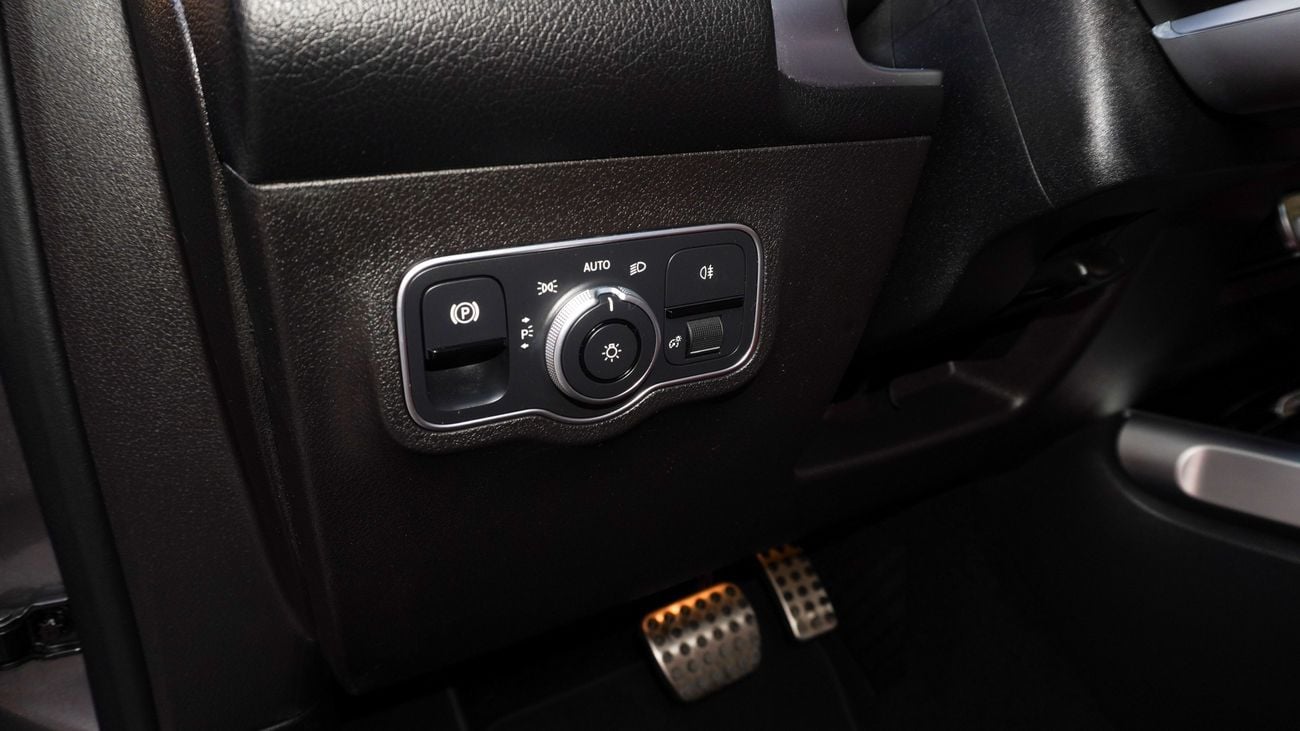 Mercedes-Benz GLB 250