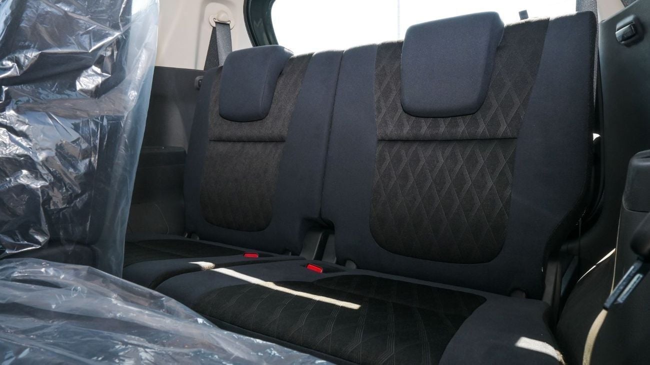 ميتسوبيشي إكسباندر كروس Brand New Mitsubishi Xpander Cross 2025 1.5L AT FWD|Grey/Black|XPANDER-CR-25| FOR EXPORT ONLY