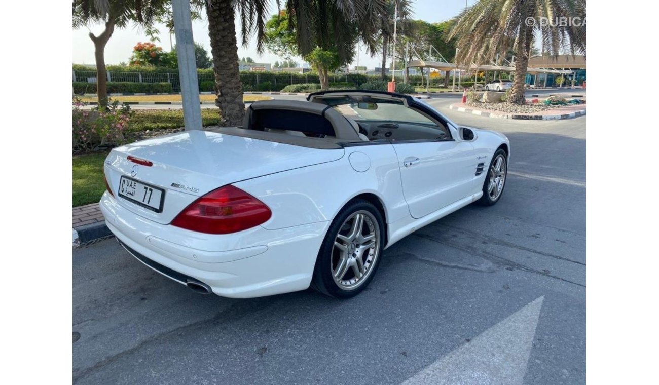 Mercedes-Benz SL 500 - GCC SPECS - SAME AS NEW - ORIGINAL PAINT - EXCELLENT CONDITION