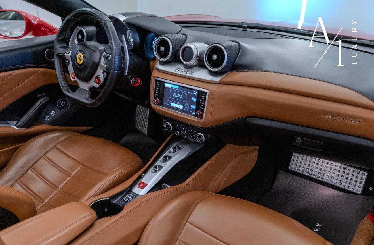 Ferrari California Std 3.9L (553 HP) 2016 Ferrari California T, With Full Service History, Excellent Condition, GCC Spe